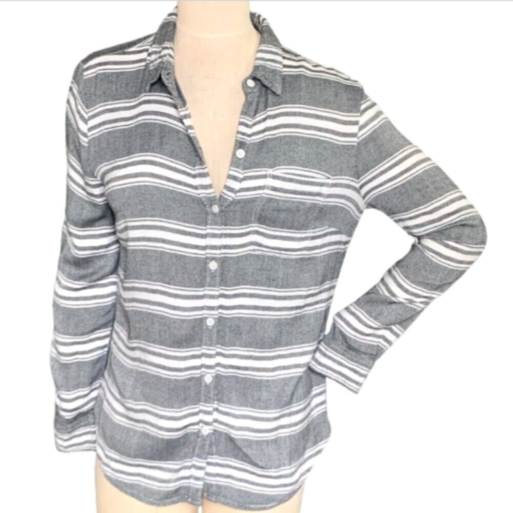 Beachā Lunch Lounge Striped Rayon Button Down Shirt Slit-Button-Back S #126H